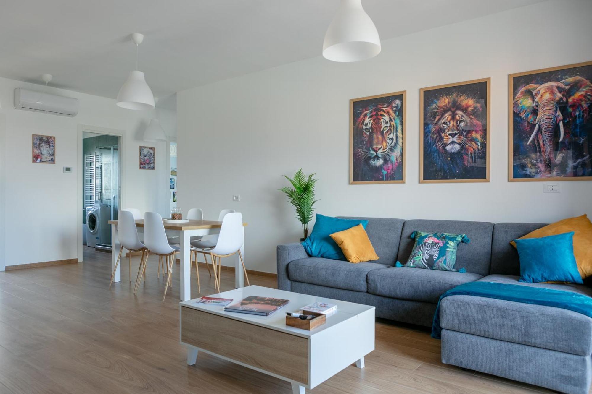 House Of The Dragon Apartment Acilia Bagian luar foto