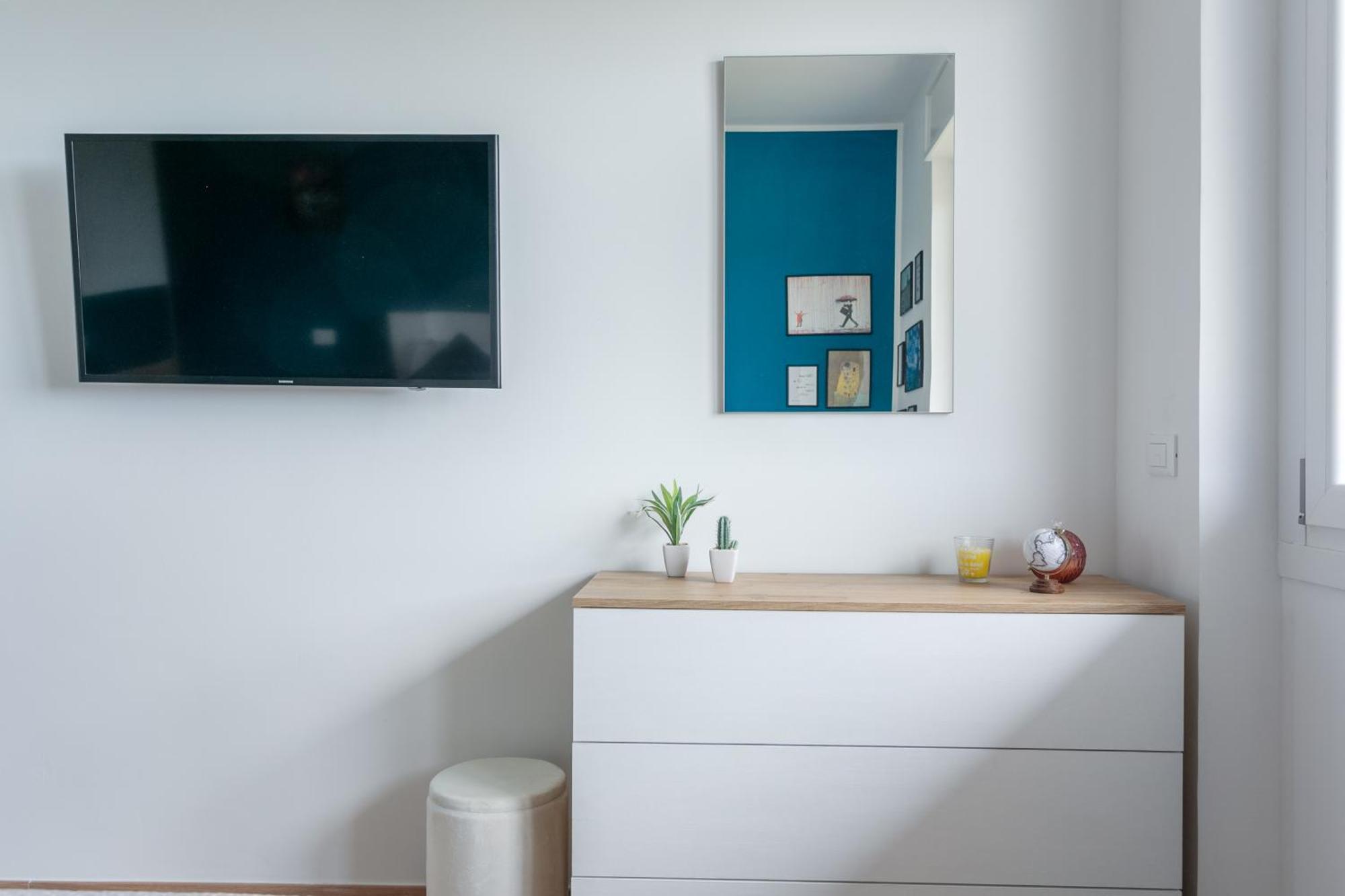 House Of The Dragon Apartment Acilia Bagian luar foto
