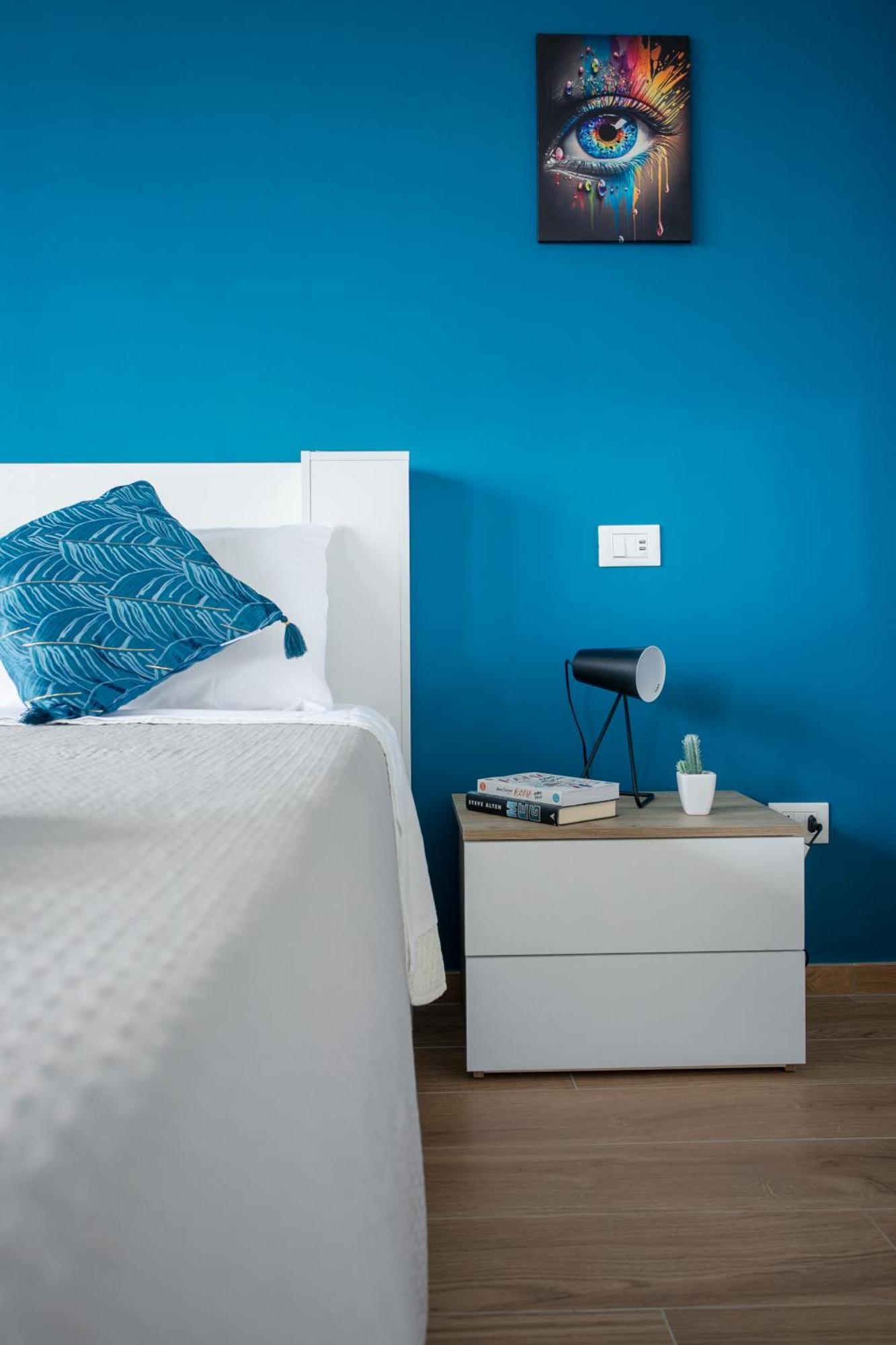 House Of The Dragon Apartment Acilia Bagian luar foto