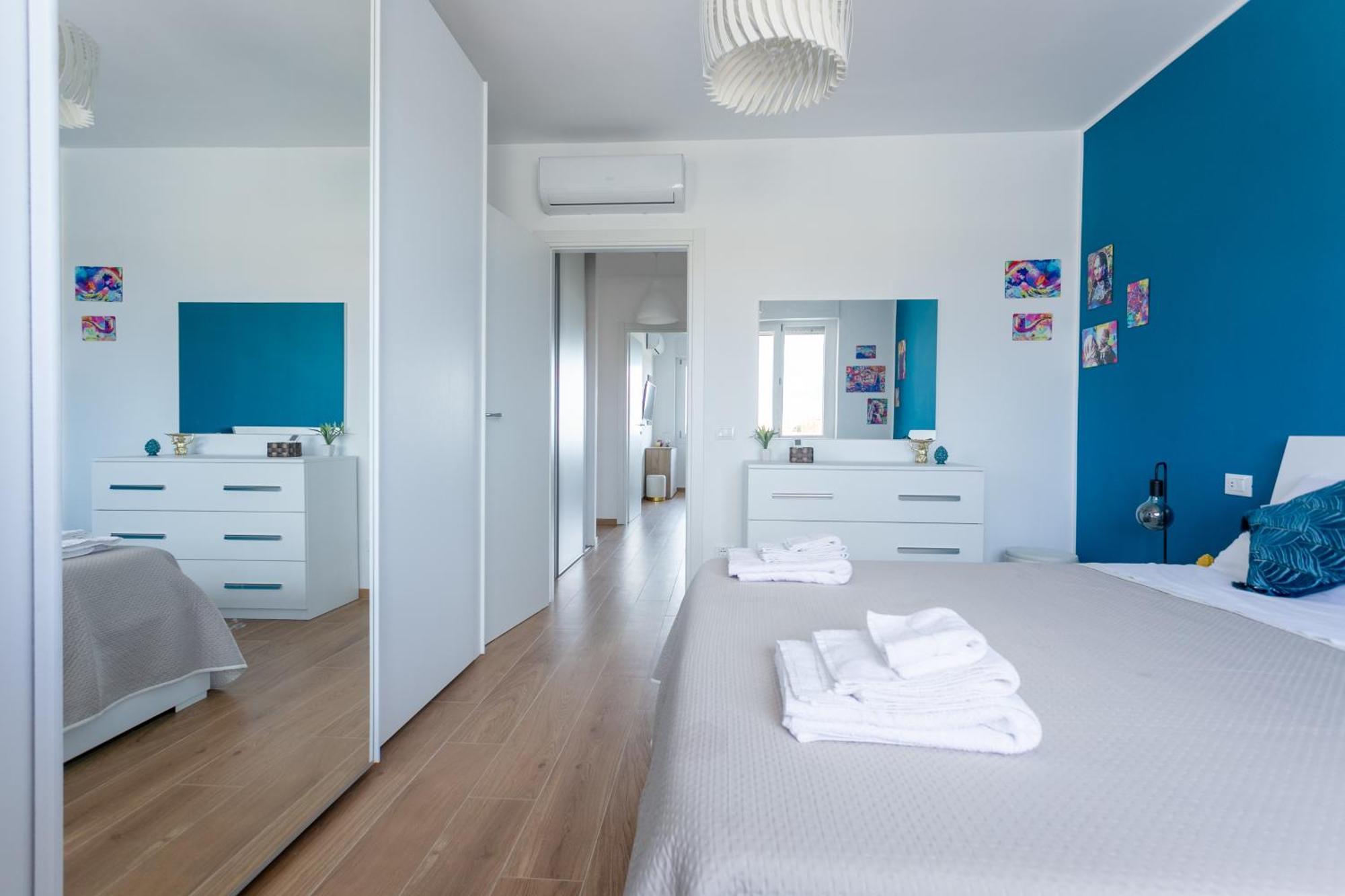 House Of The Dragon Apartment Acilia Bagian luar foto